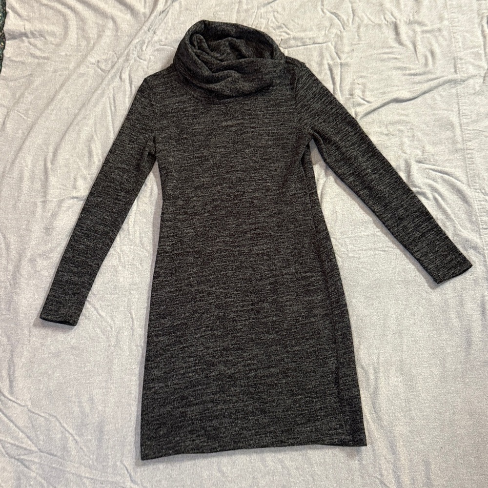 Old Navy Charcoal Gray Turtleneck Dress